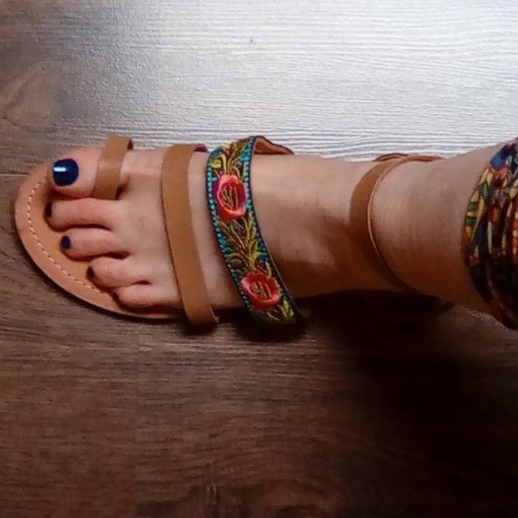 Star Bay Shoes - Colorful Flat Sandals